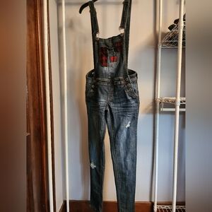 HOT KISS OVERALLS SIZE 5 PATCHES, FITTED, EXC. COND!